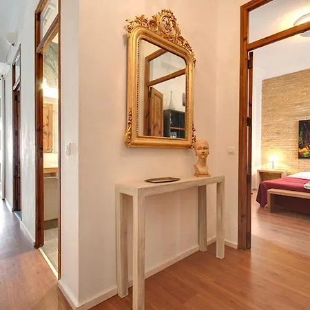 Beds & Breaks Strauss 아파트